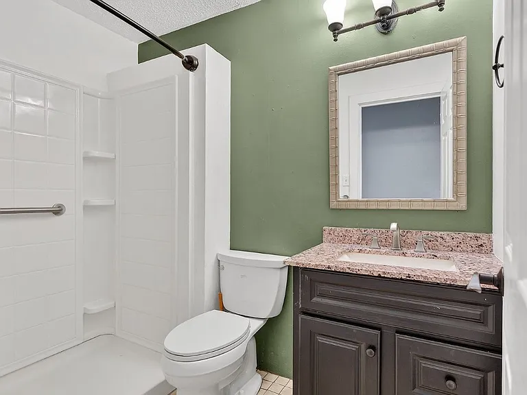 6220 W Thorpe St — Photo 18