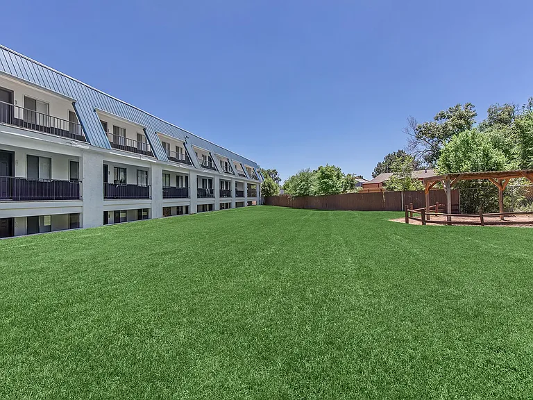 Feel Connected at Pebble Creek — Photo 8