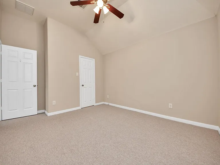24122 Haywards Crossing Ln — Photo 38