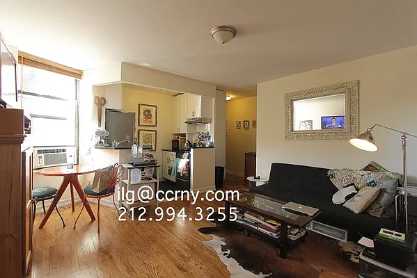 Rented by City Connections Realty | media 3