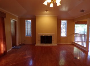 115 Frederick Rd #B, Fredericksburg, TX 78624