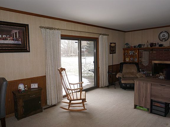 5th image of 2374 Thorndale Dr