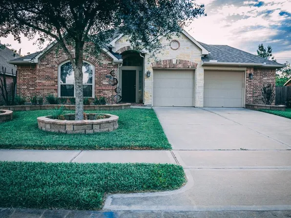 2704 Ginger Cove Ln, Pearland, TX 77584