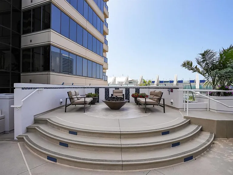 200 Harbor Dr #1502 — Photo 18