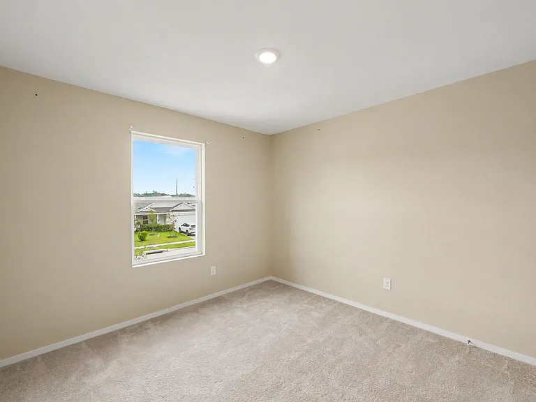 21154 Vercelli St — Photo 21