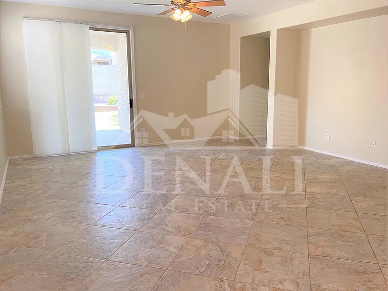 22323 N 103rd Dr — Photo 5