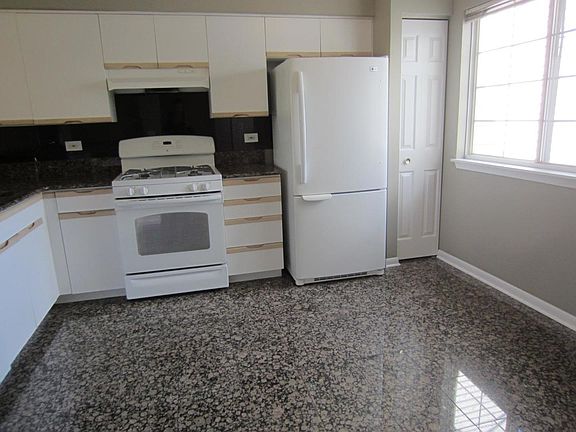 3rd image of 1111 E Cambria Ln S #1111