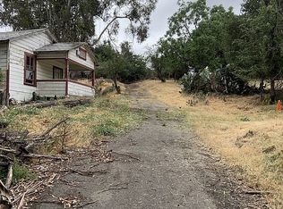 2141 East St, Hayward, CA 94541