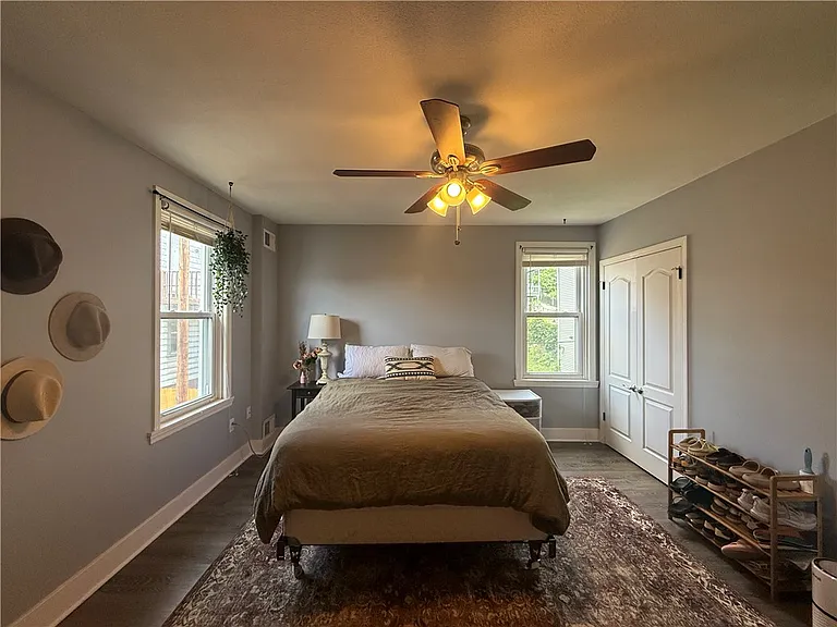907 Spring Way — Photo 39