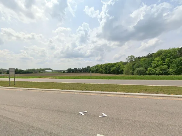 Juniper Way S, Lakeville, MN 55044