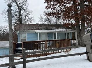 672 Woodland Dr, Stanton, MI 48888