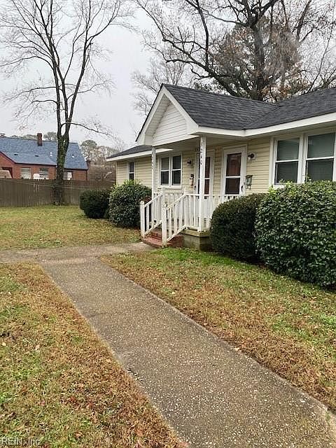 1st image of 9242 Buckman Ave