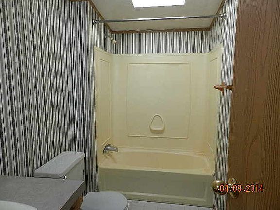 3rd image of 1620 Delphil St