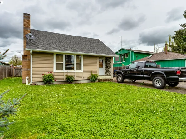 340 W M St, Springfield, OR 97477