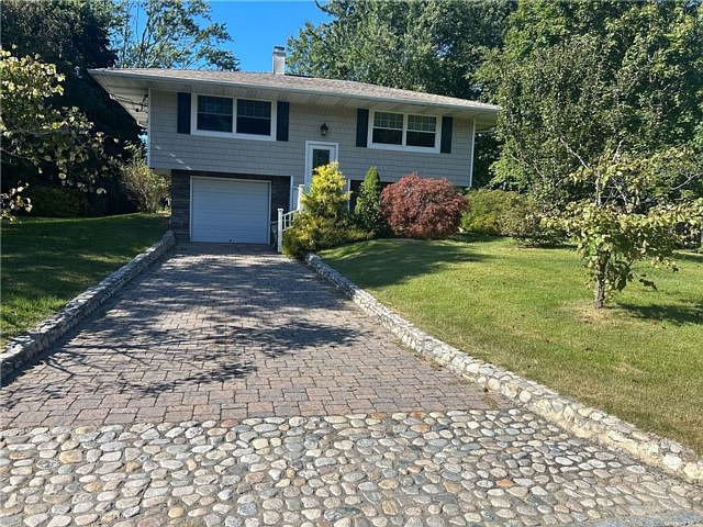 1st image of 17 Partridge Ln