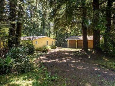 240 3rd St, Otter Rock, OR, 97369