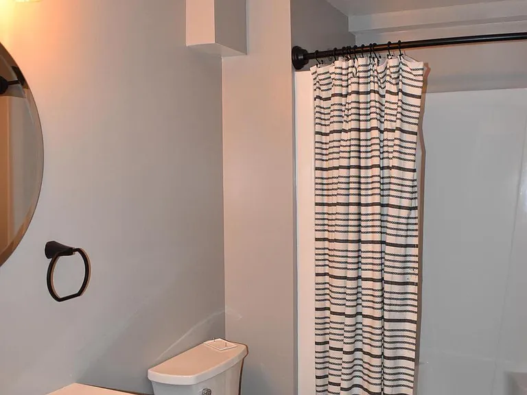 2174 E Greenleaf Dr — Photo 28