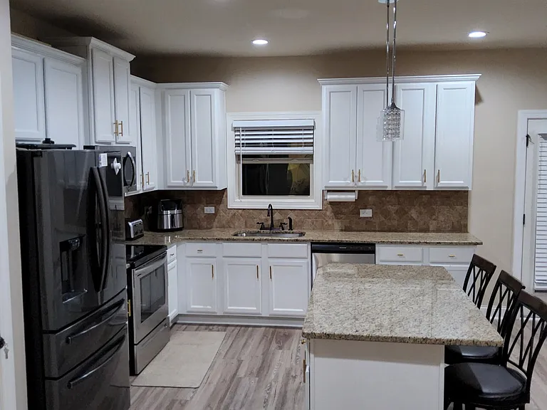 1139 Hartwell Rd — Photo 3