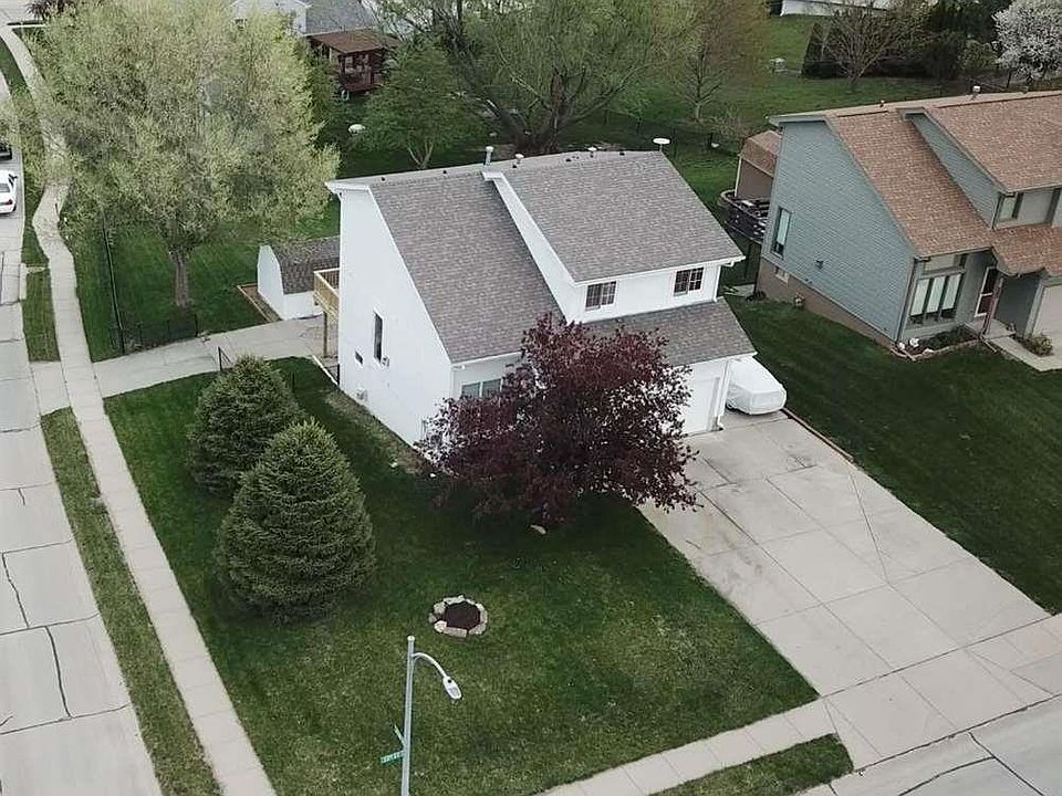 1st image of 13501 S 33rd St