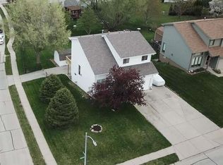 13501 S 33rd St, Bellevue, NE 68123