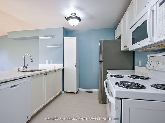 5th image of 17 Srigley St