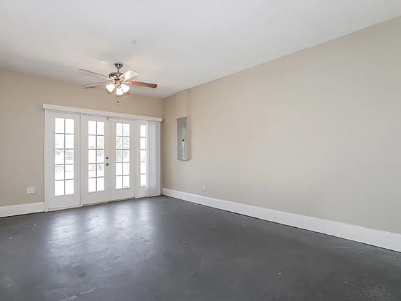 4th image of 102 Circle Hill Dr