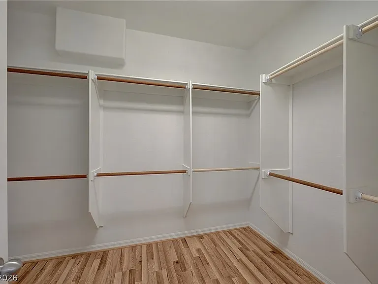 2444 Urrard St — Photo 5