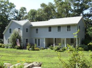 43 Mud Puddle Rd, Tisbury, MA 02568