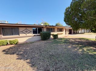 10012 W Lakeview Cir S, Sun City, AZ 85351