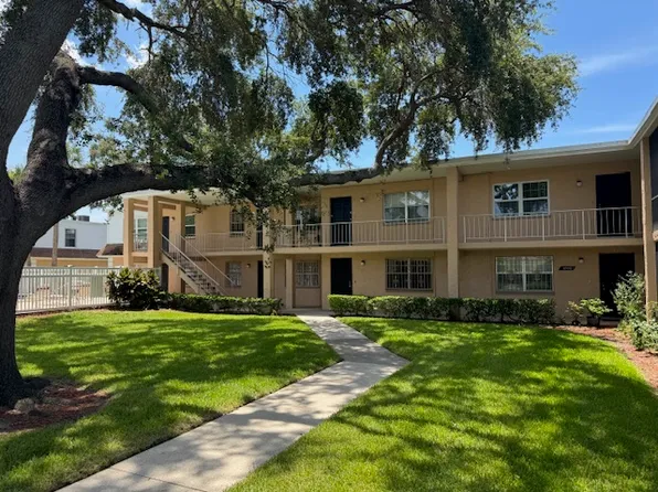 4702 Michael Ct Unit 141, Tampa, FL 33614