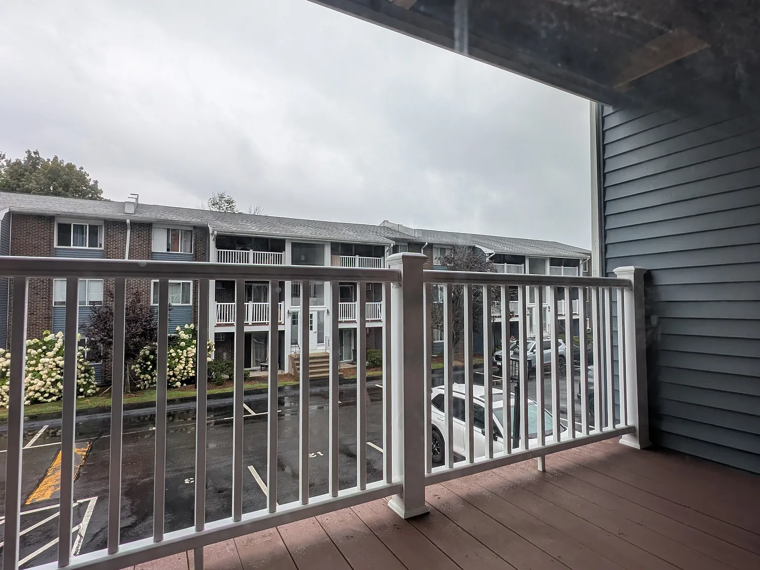 8 Woodcrest Ct — Photo 4