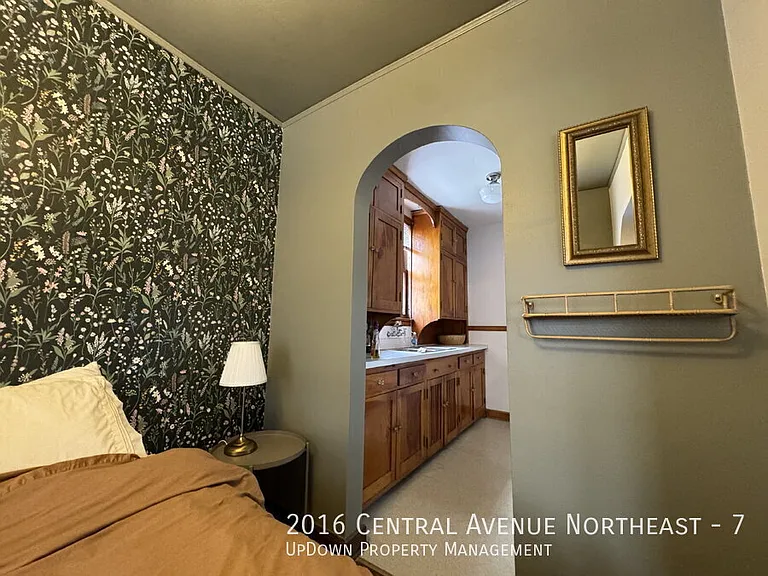 2016 Central Ave NE #7 — Photo 9
