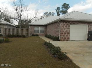 4814 29th St #B, Gulfport, MS 39501