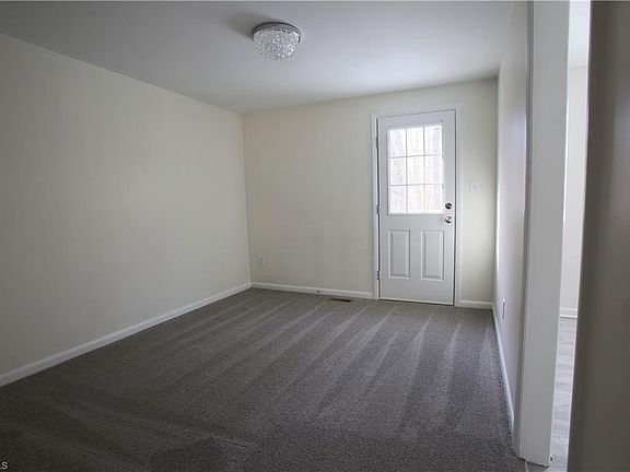 5th image of 5505 Richland St Unit D