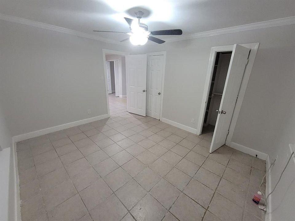 2nd image of 3705 Rosemary Ln