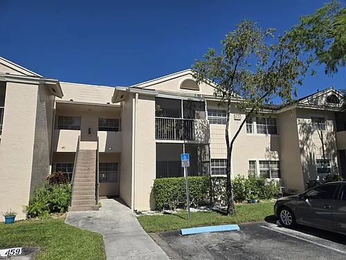 631 Cypress Lake Blvd Photo 1