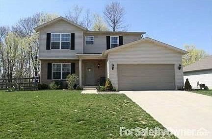 Cul-De-Sac Location
						:
						Nice quiet street. Low traffic. Wooded tranquility. Almost magical.