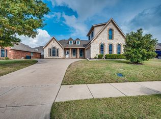 717 McAlpin Rd, Midlothian, TX 76065