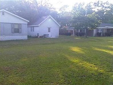 2nd image of 604 Sunnyside Ave #B