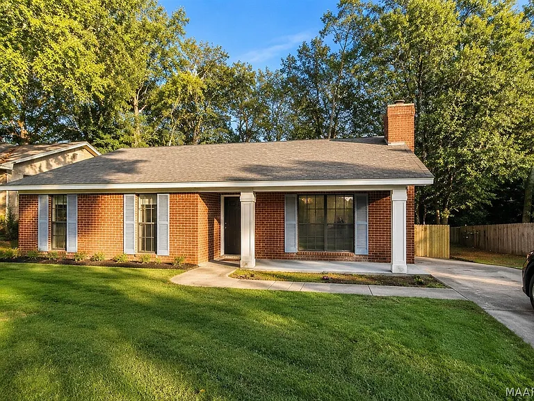 1214 Camellia Woods Ct — Photo 1