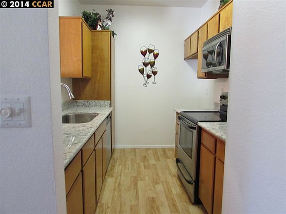3rd image of 7114 Cross Creek Cir APT A