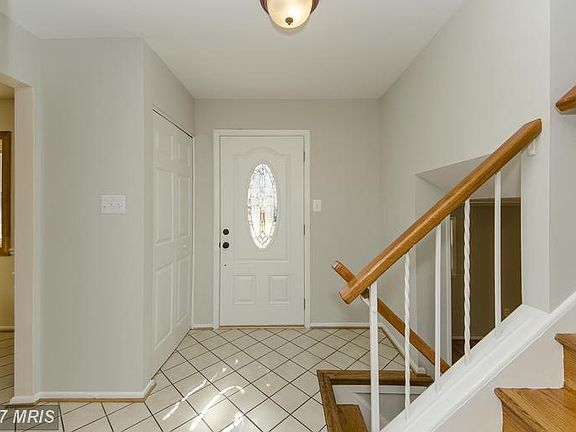 2nd image of 10230 Continental Ln