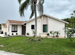 9665 Golf State Park Cir, Boca Raton, FL 33428
