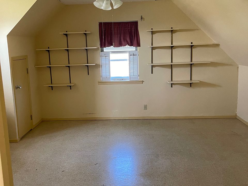 1st image of 219 Allen Dr