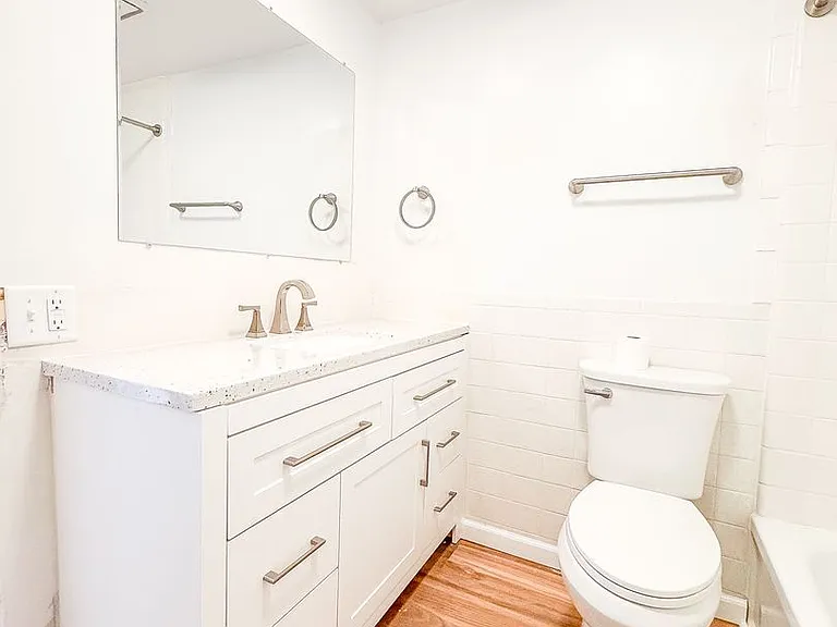 1632 Jefferson St — Photo 7