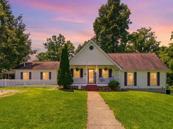 574 Powers Rd, Frenchburg, KY 40322
