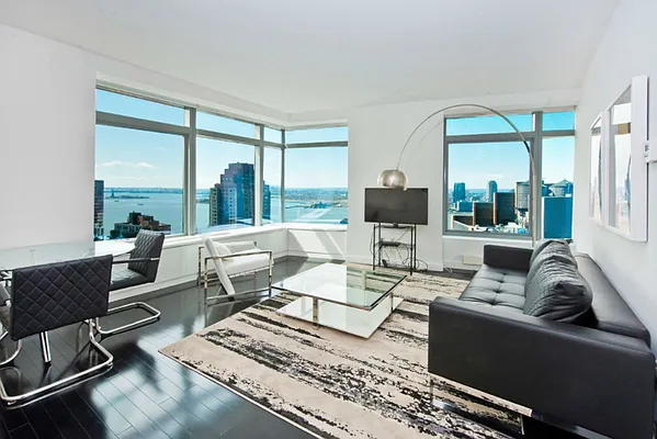 Rented by Keller Williams NYC | media 31