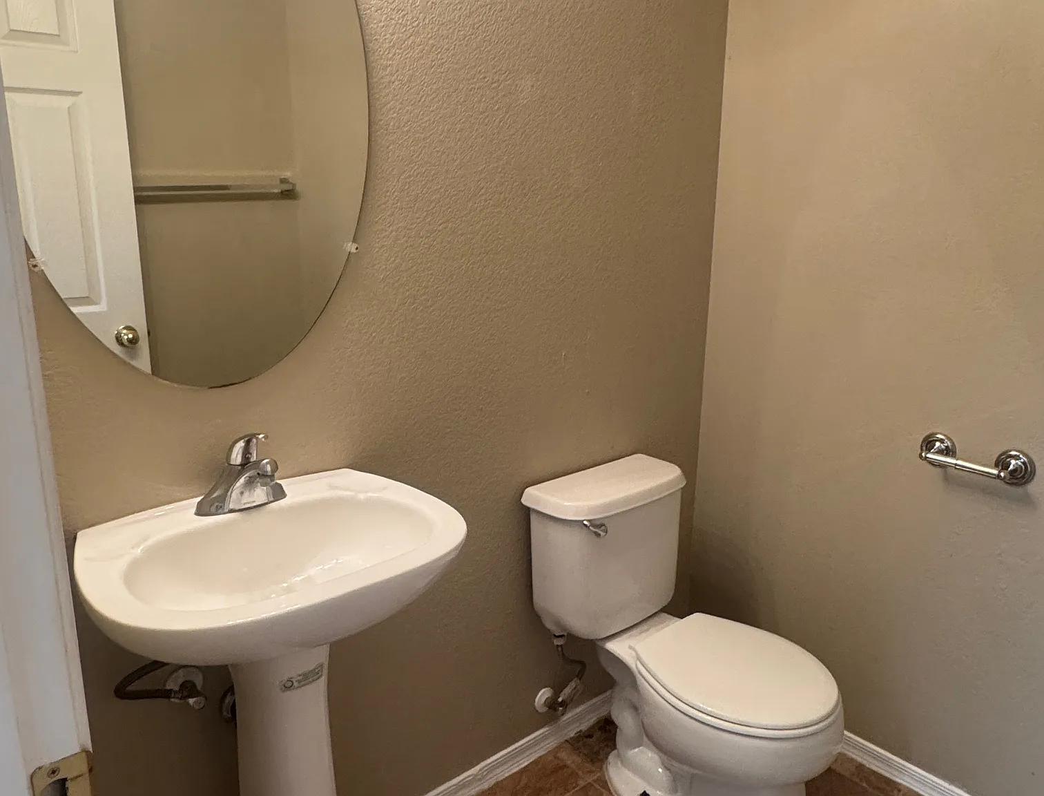 Great 3 bedroom in Glendale for rent — Photo 4