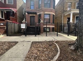 3023 W Wellington Ave, Chicago, IL 60618