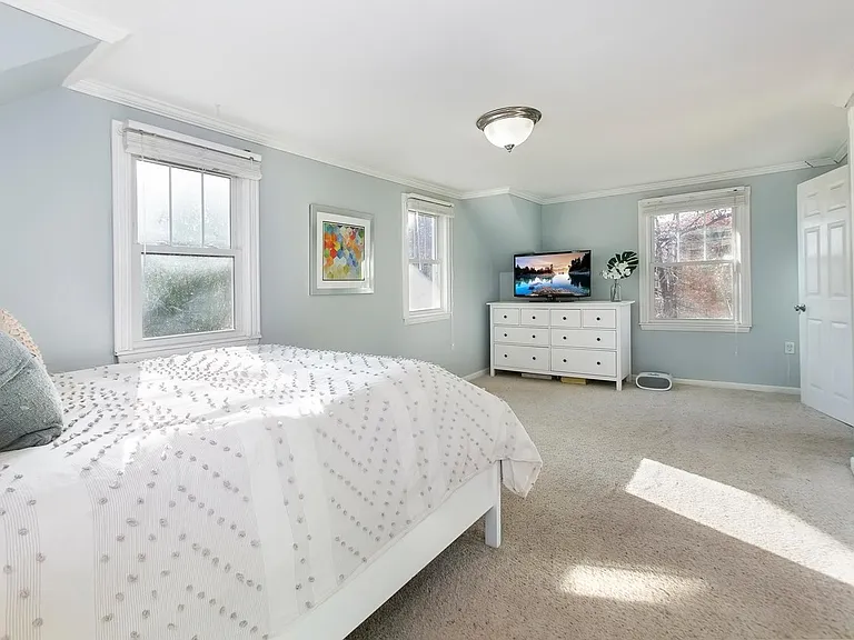 2909 Meadow Ln — Photo 16